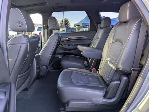 Used 2023 Buick Enclave Avenir w/ Avenir Technology Package image 27