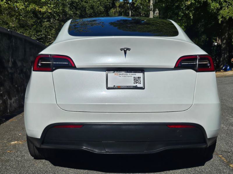 Used 2023 Tesla Model Y AWD image 9