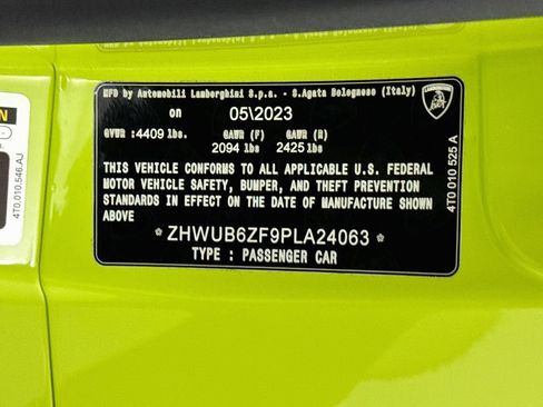 Used 2023 Lamborghini Huracan Tecnica RWD image 33