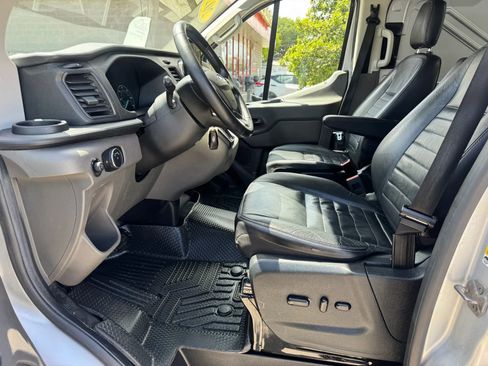 Used 2020 Ford Transit 250 Low Roof AWD image 22