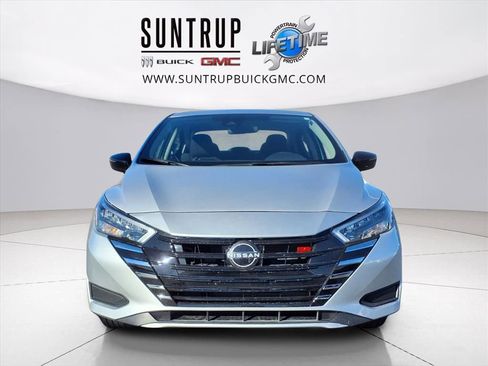 Used 2024 Nissan Versa SR image 23