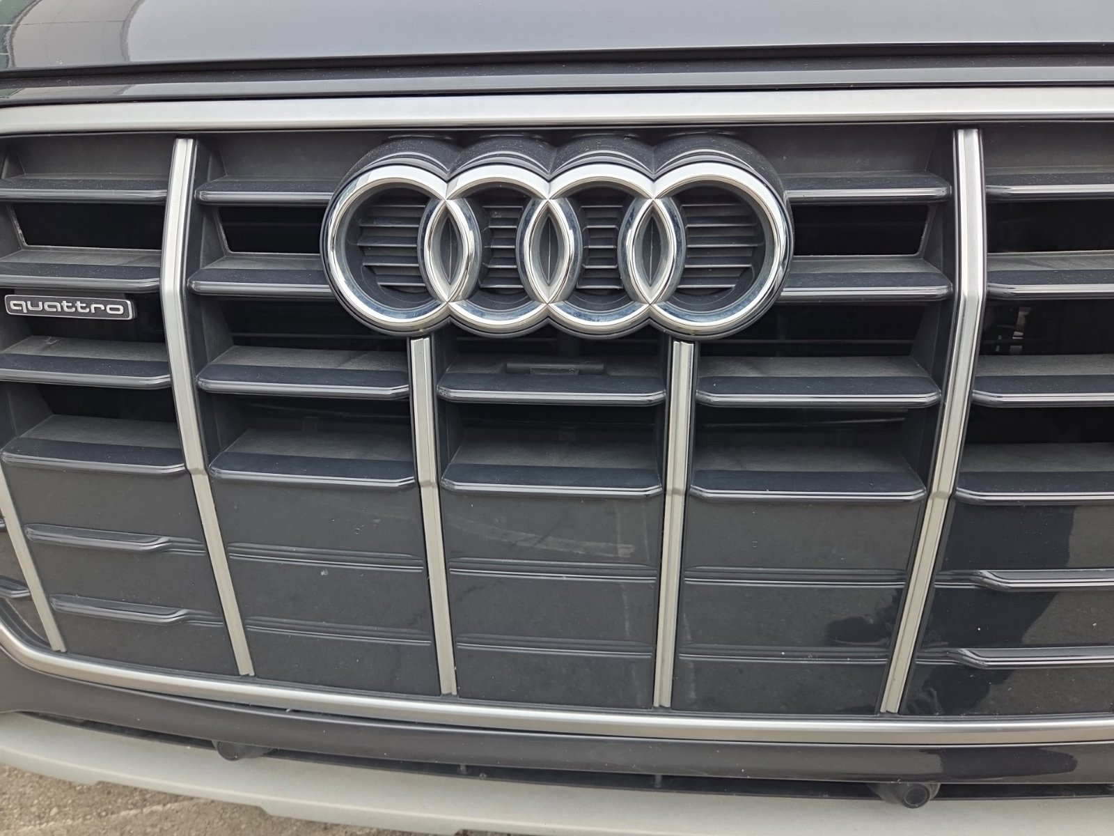 Used 2023 Audi Q5 2.0T Premium w/ Convenience Package AWD/4WD image 17