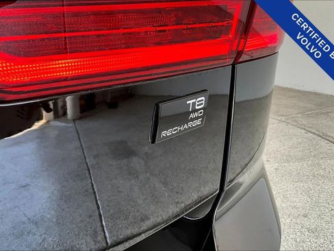 Used 2024 Volvo XC60 T8 Ultimate w/ Protection Package Premier image 40
