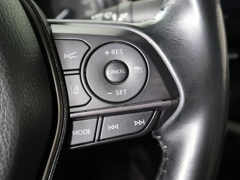 Used 2022 Toyota Camry SE image 34