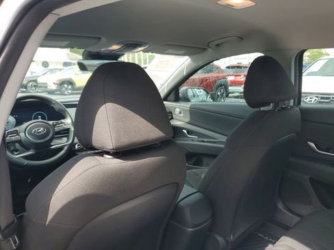 Certified 2023 Hyundai Elantra SEL w/ Convenience Package FWD image 25
