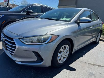 Used 2017 Hyundai Elantra SE