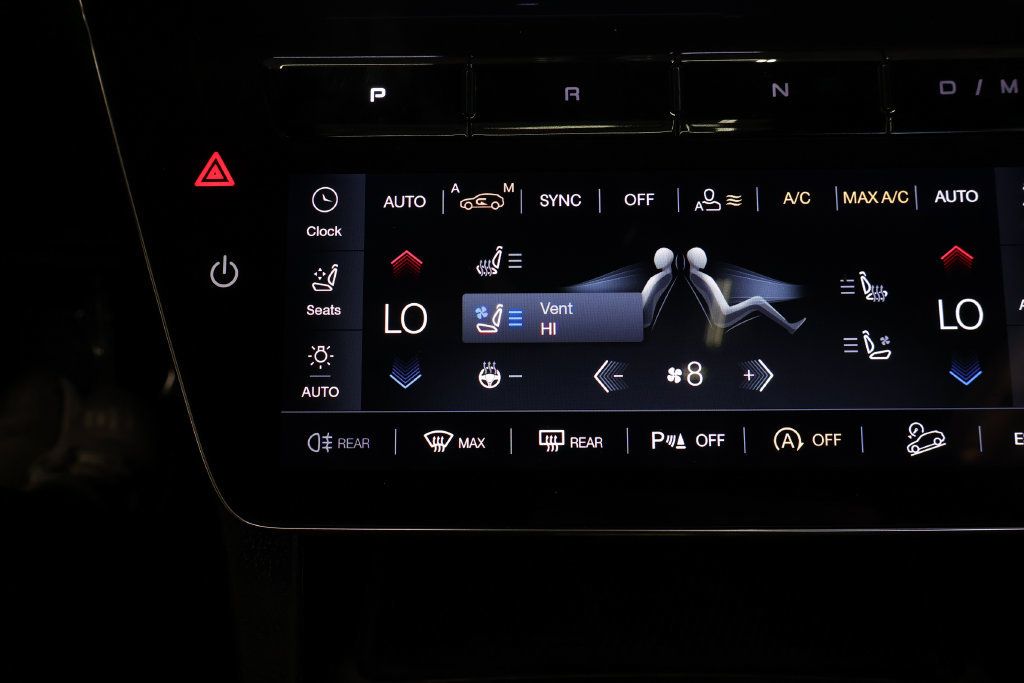 Used 2024 Maserati Grecale Modena AWD/4WD image 34