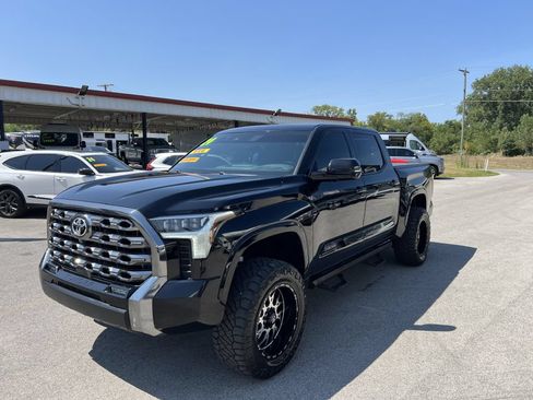 Used 2024 Toyota Tundra Platinum AWD/4WD image 6