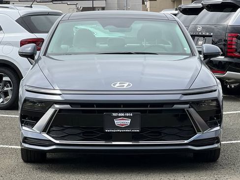 New 2026 Hyundai Sonata SEL FWD image 3