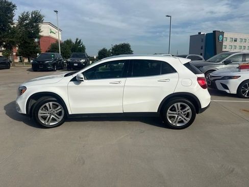 Used 2019 Mercedes-Benz GLA 250 4MATIC image 5