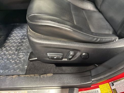 Used 2017 Lexus CT 200h w/ Navigation System Package image 29