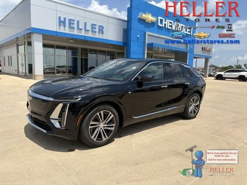 Used 2023 Cadillac Lyriq 2WD image 1