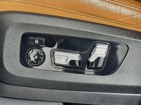 Used 2021 BMW X7 xDrive40i AWD/4WD image 16