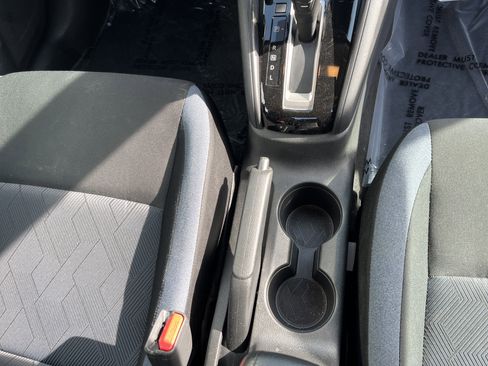 Used 2025 Nissan Versa SV image 16