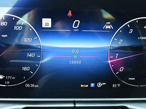Used 2024 Mercedes-Benz CLE 300 4MATIC Cabriolet w/ Driver Assistance Package image 65