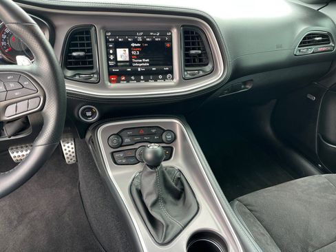 Used 2022 Dodge Challenger R/T Scat Pack w/ Plus Package RWD image 11