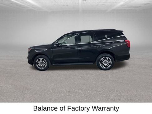 Used 2025 Ford Expedition Active image 8