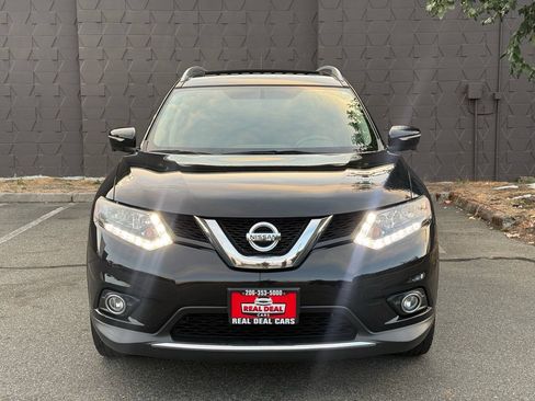 Used 2015 Nissan Rogue SV w/ SV Premium Package AWD/4WD image 2