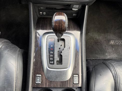 Used 2006 Acura MDX Touring image 17