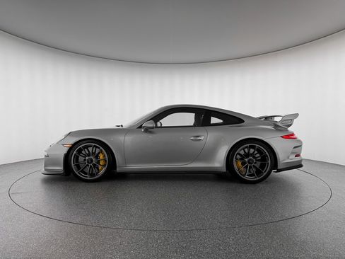 Used 2016 Porsche 911 GT3 image 2