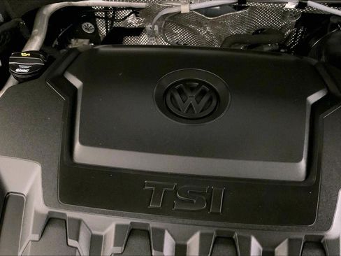 Used 2021 Volkswagen Tiguan S FWD image 30