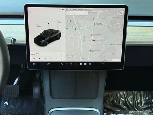 Used 2021 Tesla Model Y Long Range AWD/4WD image 20