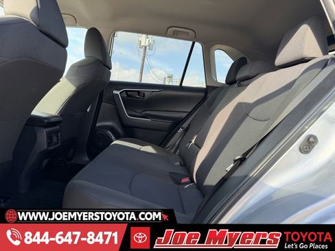 Used 2025 Toyota RAV4 LE image 27