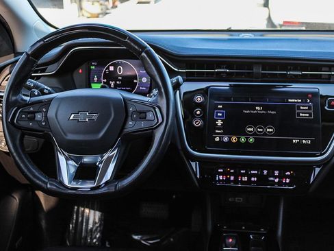 Used 2023 Chevrolet Bolt EUV Premier w/ Sun & Sound Package FWD image 14