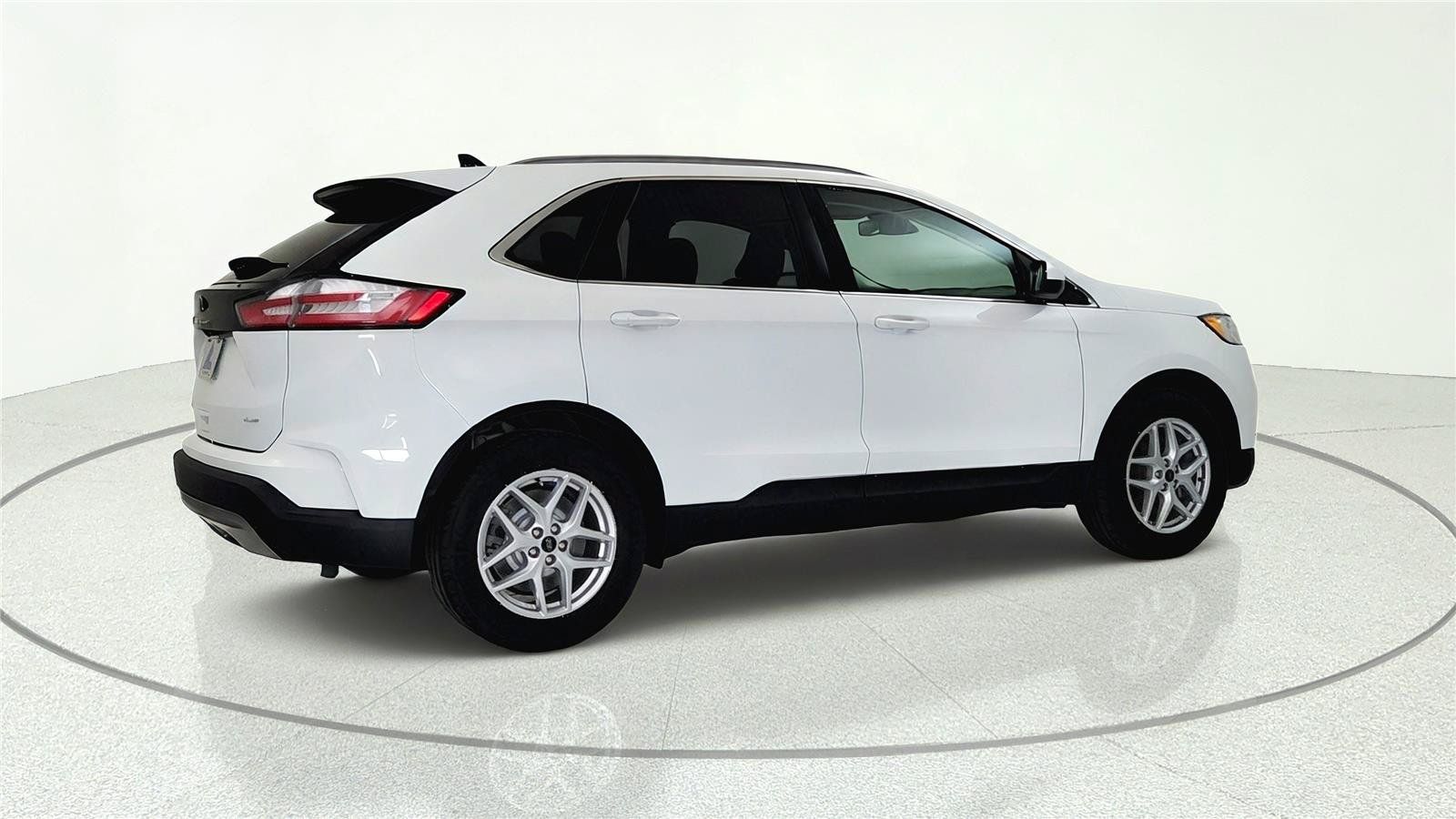 Used 2023 Ford Edge SEL w/ Convenience Package AWD/4WD image 7