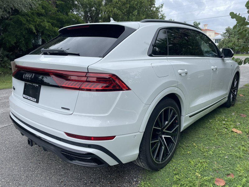 Used 2022 Audi Q8 Prestige w/ Prestige Package AWD/4WD image 6