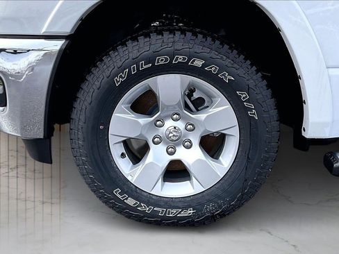 New 2026 RAM 1500 Big Horn AWD/4WD image 30