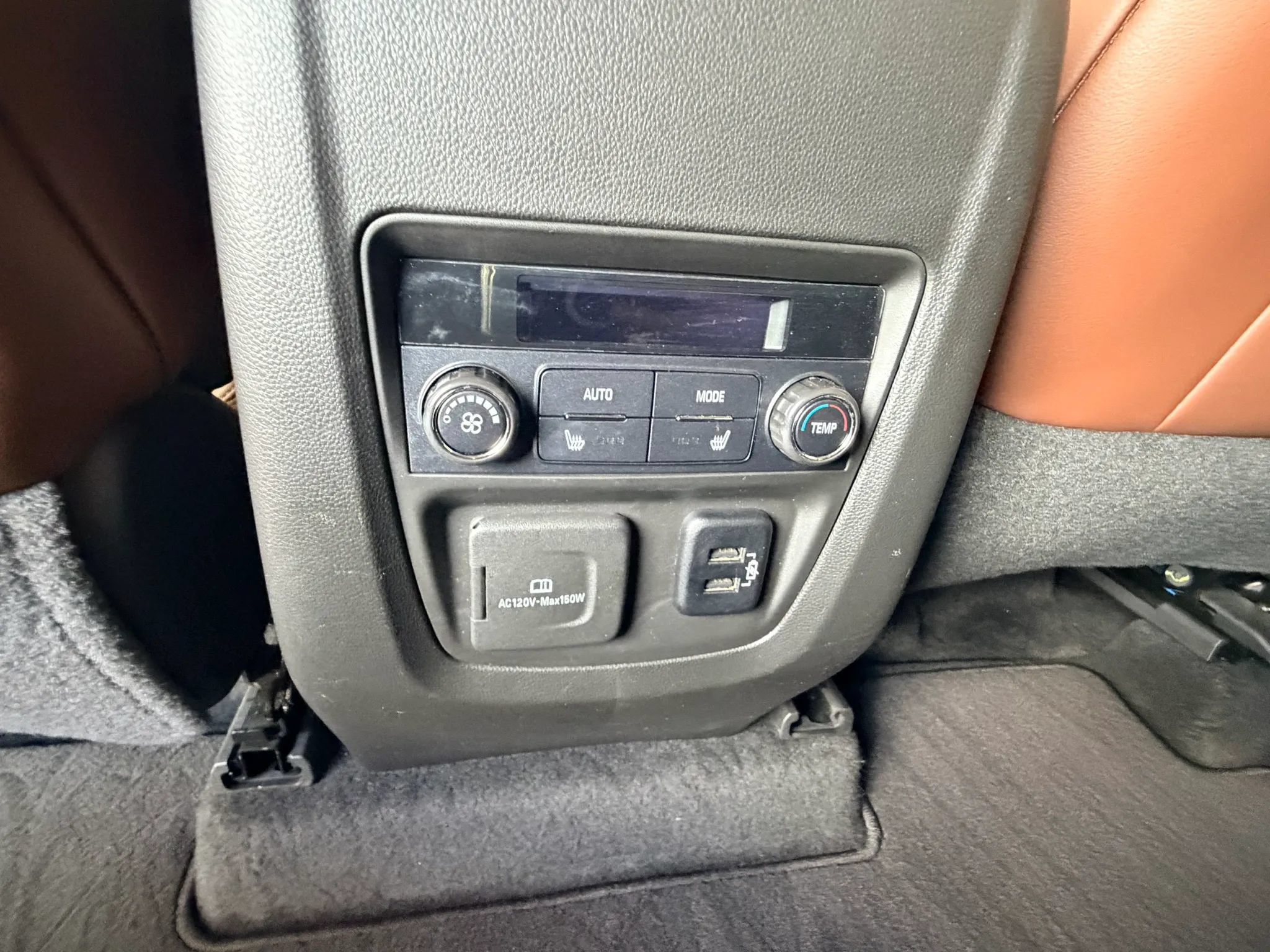 Used 2018 Buick Enclave Avenir w/ Avenir Technology Package FWD image 29