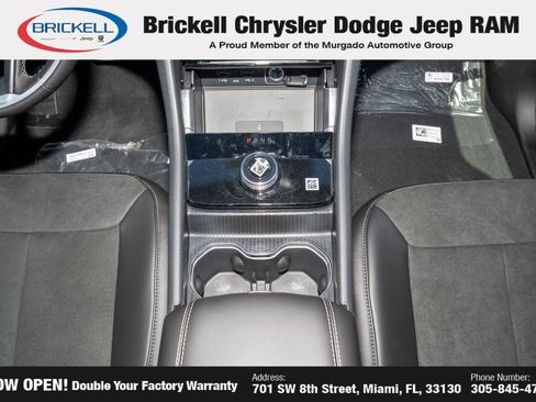 New 2025 Jeep Grand Cherokee L Altitude image 29