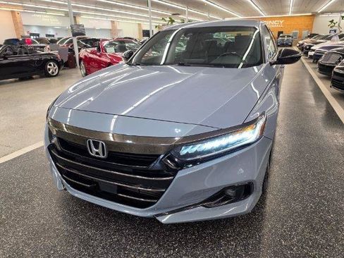 Used 2021 Honda Accord Sport image 1