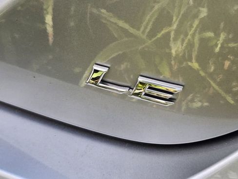 Used 2023 Toyota Camry LE image 9