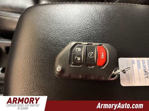 Used 2019 Jeep Wrangler Unlimited Sahara w/ Dual Top Group image 19