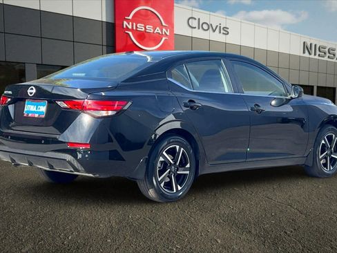 New 2025 Nissan Sentra SV image 3