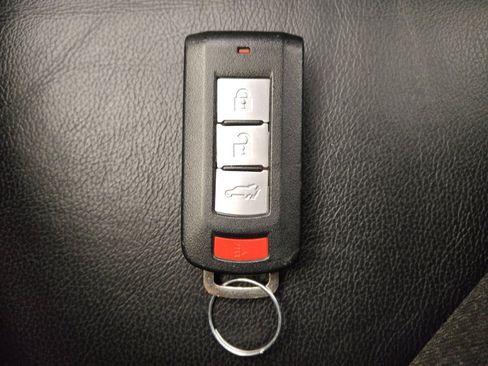 Used 2025 Mitsubishi Eclipse Cross SE AWD/4WD image 32