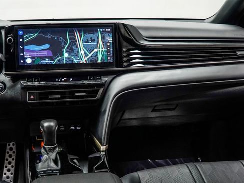 Used 2025 Toyota Camry XSE FWD image 19