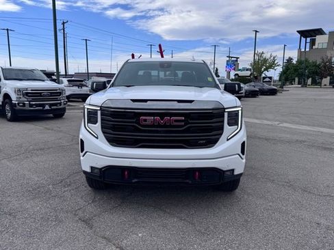 Used 2023 GMC Sierra 1500 AT4 w/ AT4 Preferred Package AWD/4WD image 40