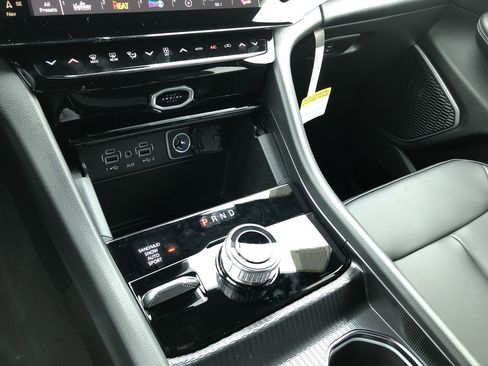 New 2026 Jeep Grand Cherokee Limited image 27