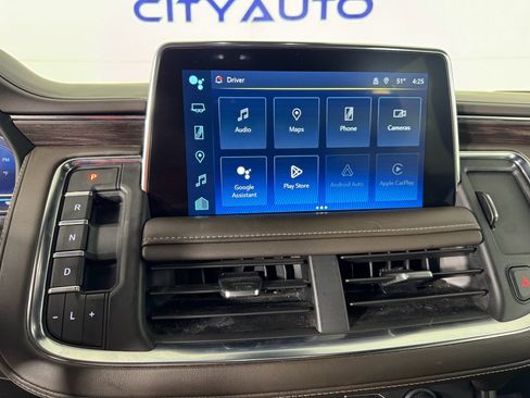 Used 2023 Chevrolet Suburban LT image 26