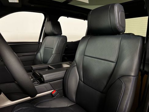 New 2026 Toyota Tundra Platinum image 10