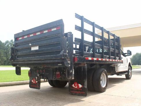 Used 2021 Ford F350 XL w/ Power Equipment Group AWD/4WD image 17
