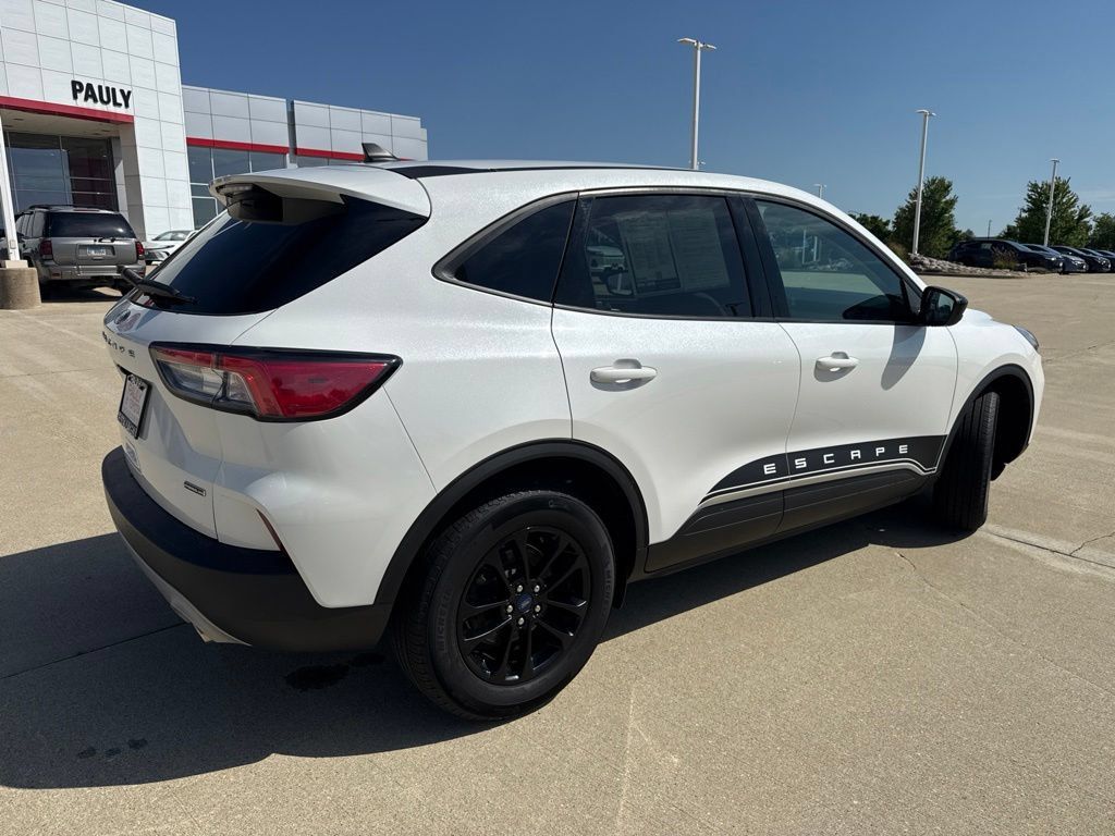 Used 2020 Ford Escape SE Sport AWD/4WD image 3