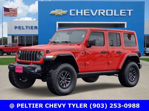 Used 2025 Jeep Wrangler Unlimited Rubicon AWD/4WD image 3