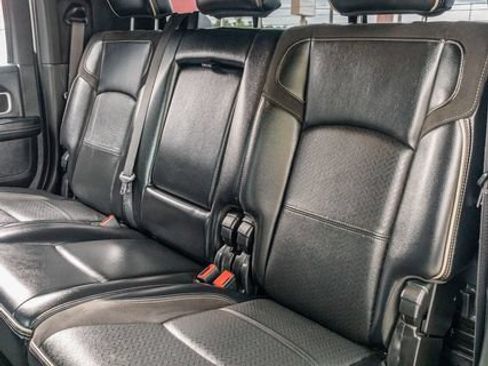 Used 2022 RAM 2500 Laramie w/ Night Edition AWD/4WD image 33