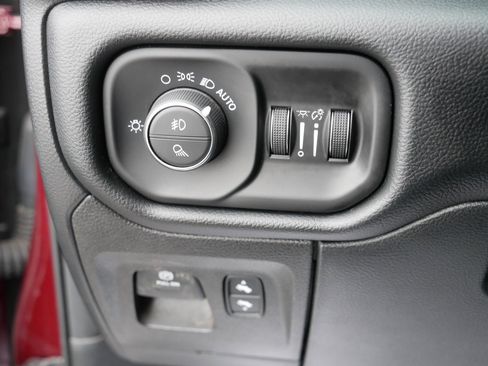 Used 2021 RAM 1500 Laramie image 26