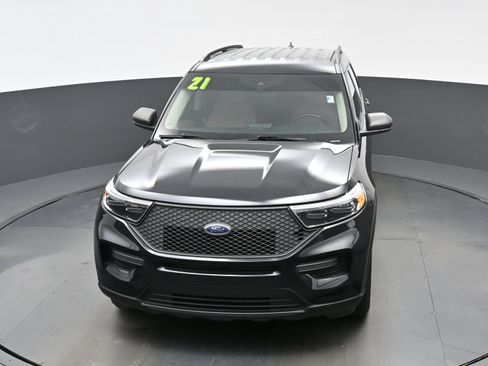 Used 2021 Ford Explorer XLT w/ Class III Trailer Tow Package AWD/4WD image 43