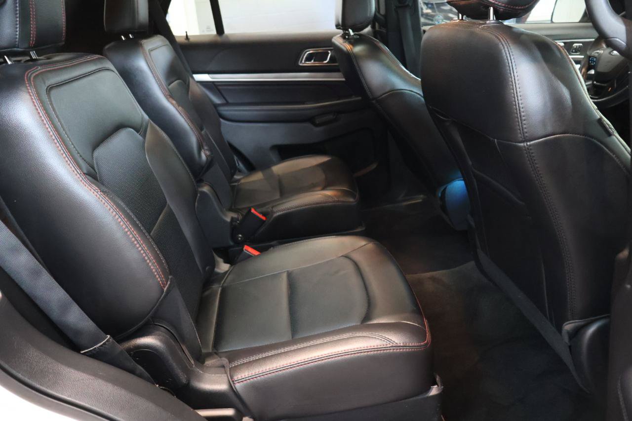 Used 2018 Ford Explorer Sport AWD/4WD image 27